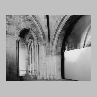 Narthex, upper level, central chapel, looking north east, Foto Courtauld Institute of Art.jpg